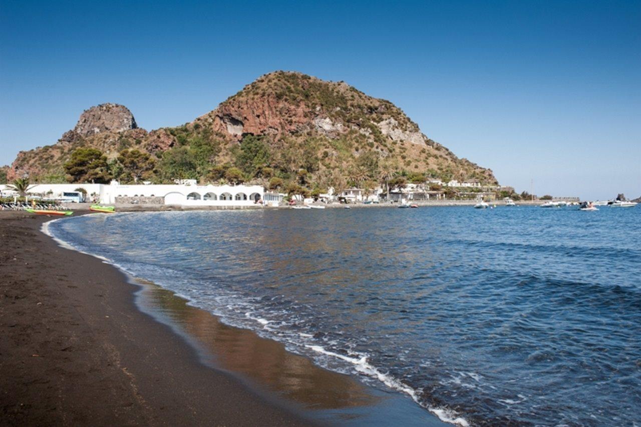 Mari Del Sud Resort Vulcano  Bagian luar foto